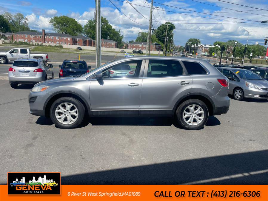 Used 2011 MAZDA CX-9 Touring w/ Moonroof & Bose Audio Pkg image 8