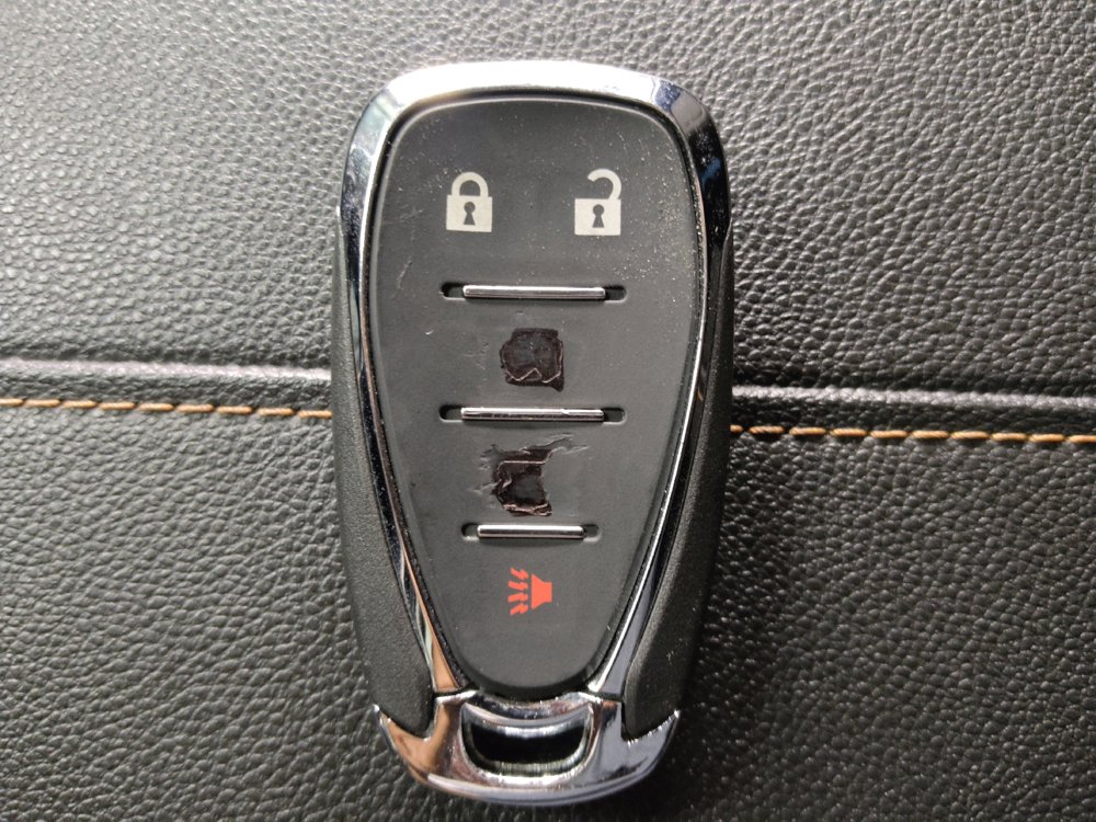 Used 2021 Chevrolet Traverse LS FWD image 32