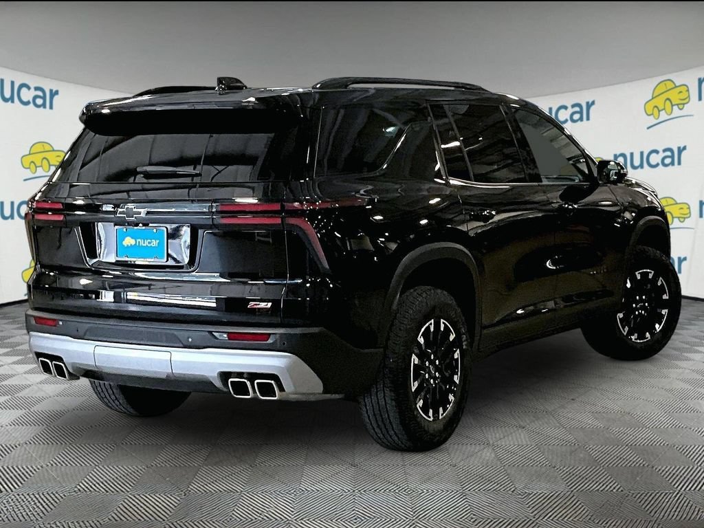 Used 2024 Chevrolet Traverse Z71 AWD/4WD image 6