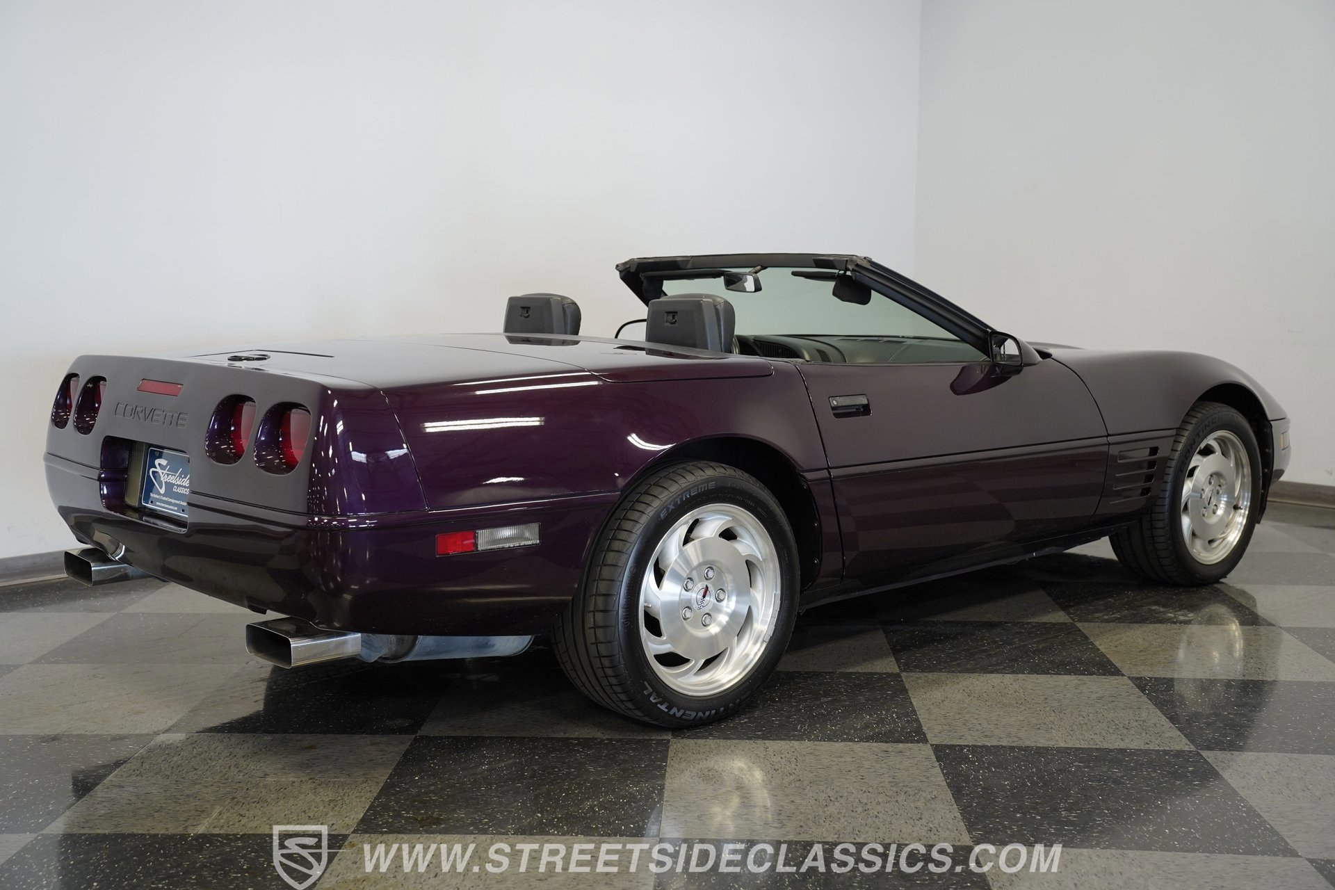 Used 1993 Chevrolet Corvette Convertible image 12