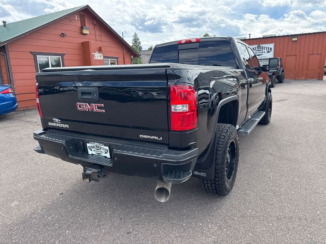 Used 2019 GMC Sierra 2500 Denali w/ Duramax Plus Package image 8