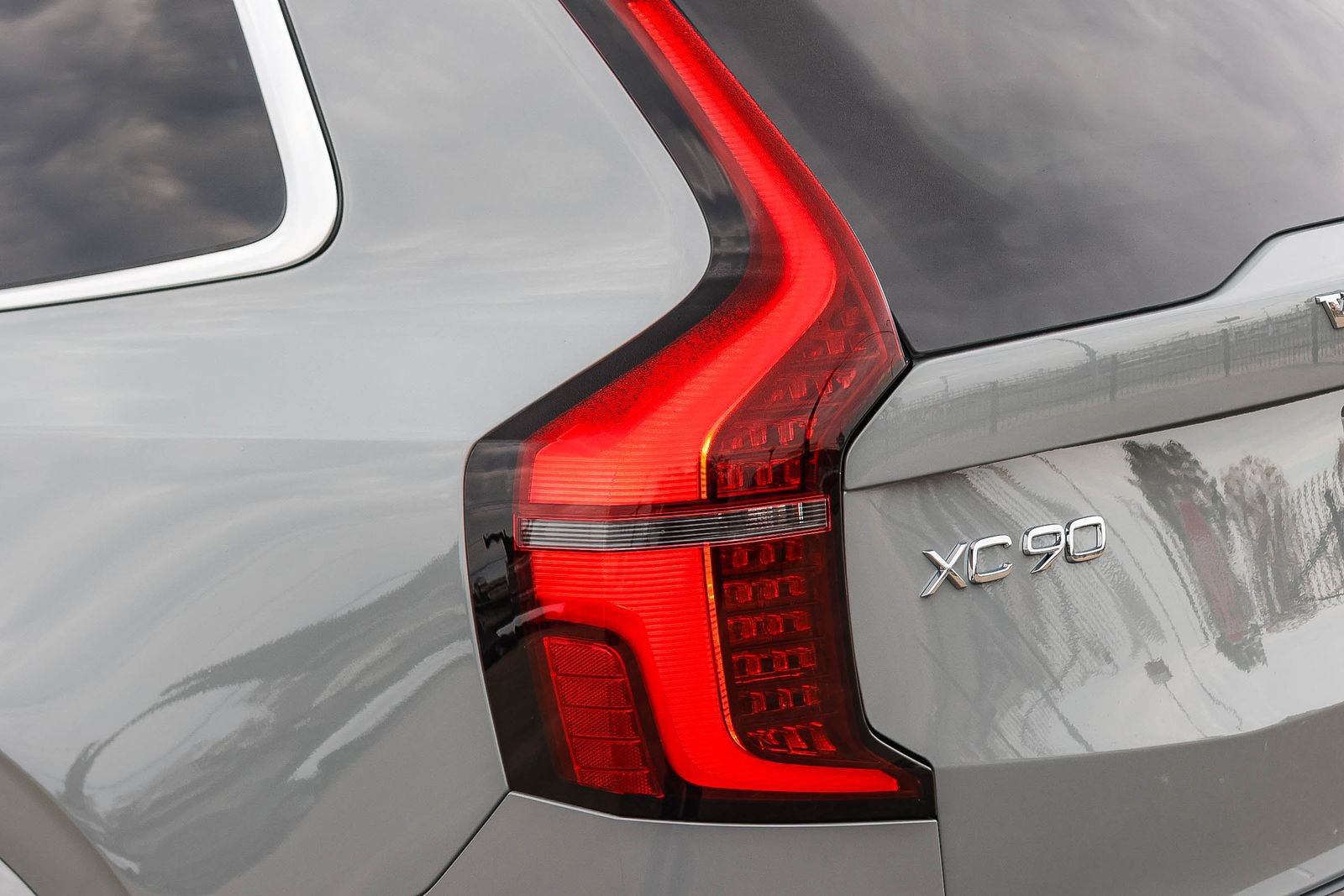 New 2026 Volvo XC90 T8 Ultra w/ Protection Package Premier image 11