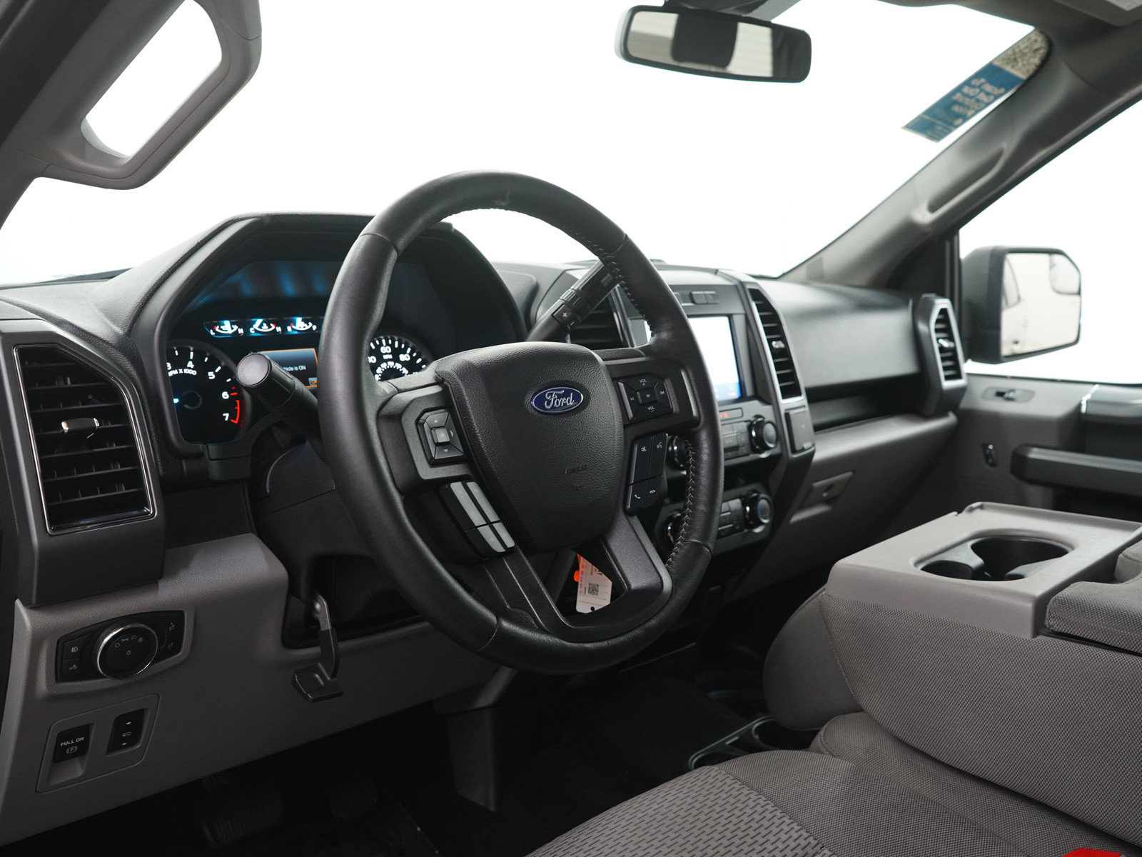 Used 2019 Ford F150 XLT w/ Equipment Group 302A Luxury AWD/4WD image 18