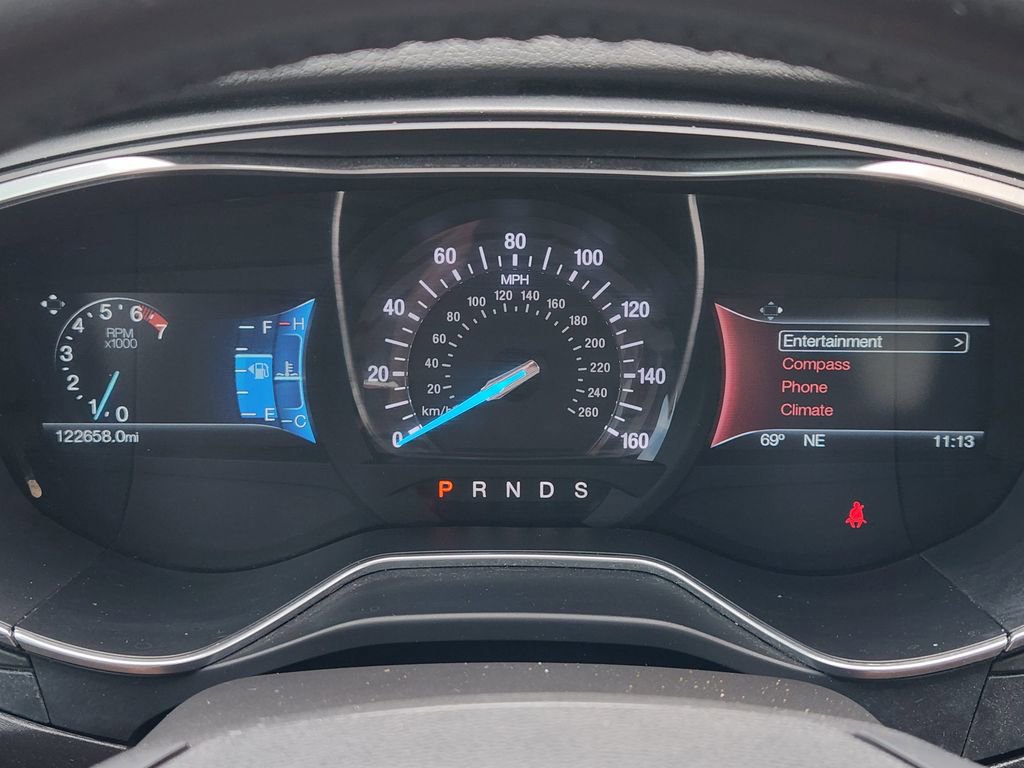 Used 2015 Ford Fusion Titanium image 18