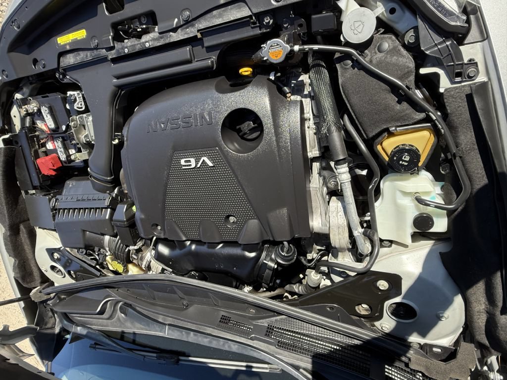 Used 2017 Nissan Maxima Platinum FWD image 40