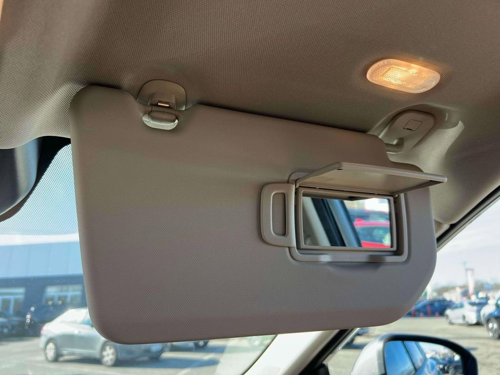 Used 2024 Nissan Rogue Platinum image 35