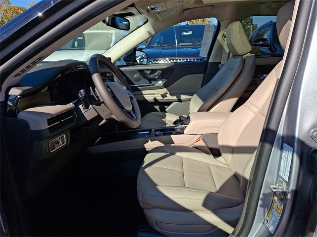 New 2024 Lincoln Corsair Grand Touring image 6