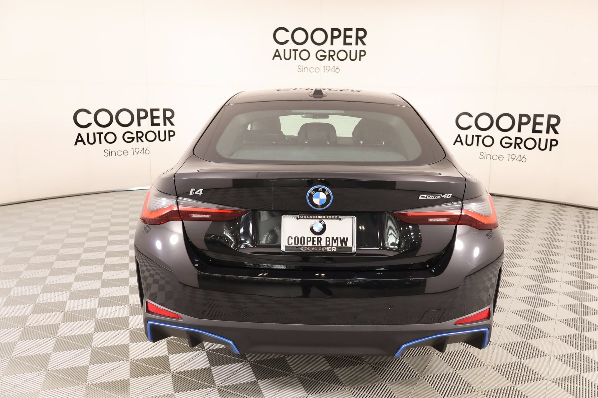 Used 2024 BMW i4 eDrive40 RWD image 23