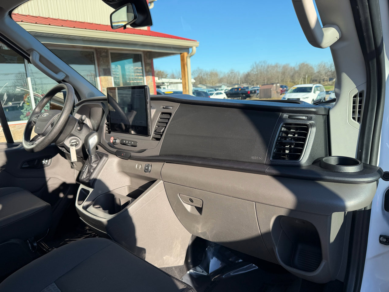 Used 2022 Ford Transit 350 XLT image 24