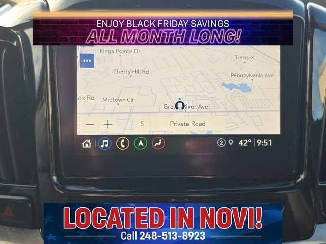 Used 2023 Chevrolet Traverse LT w/ LT Premium Package image 18