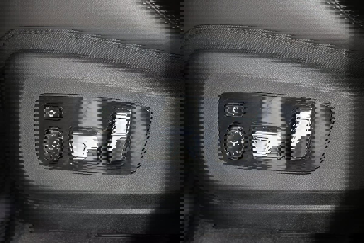 Used 2026 BMW XM Label Red image 24