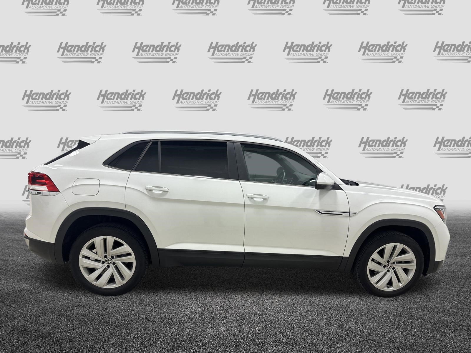 Used 2021 Volkswagen Atlas Cross Sport SE AWD/4WD image 11