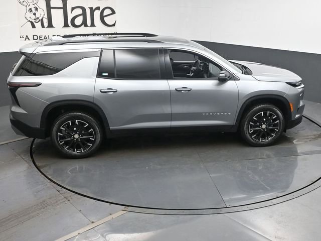 New 2026 Chevrolet Traverse LT w/ Enhanced Driving Package FWD image 18