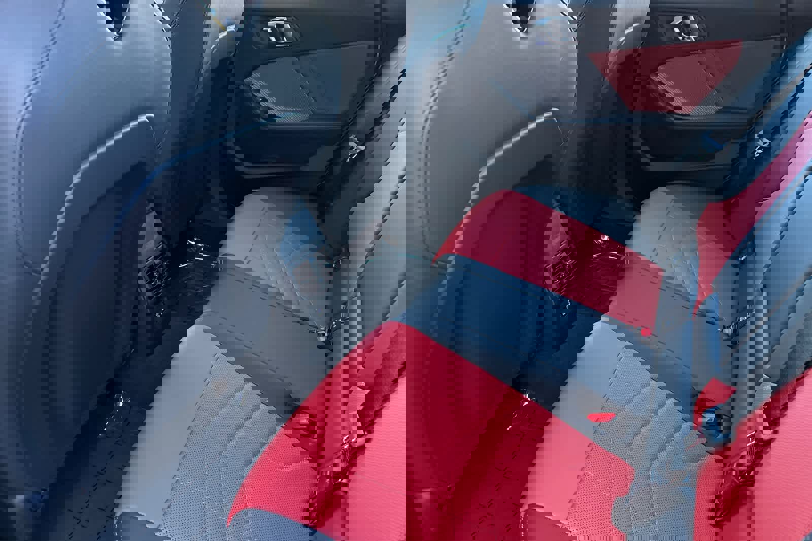 Used 2025 BMW M235i xDrive w/ Premium Package image 4