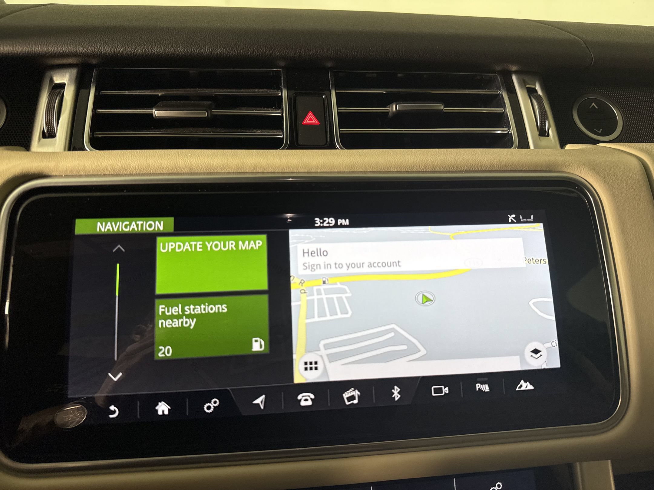 Used 2021 Land Rover Range Rover P525 Westminster Edition AWD/4WD image 17