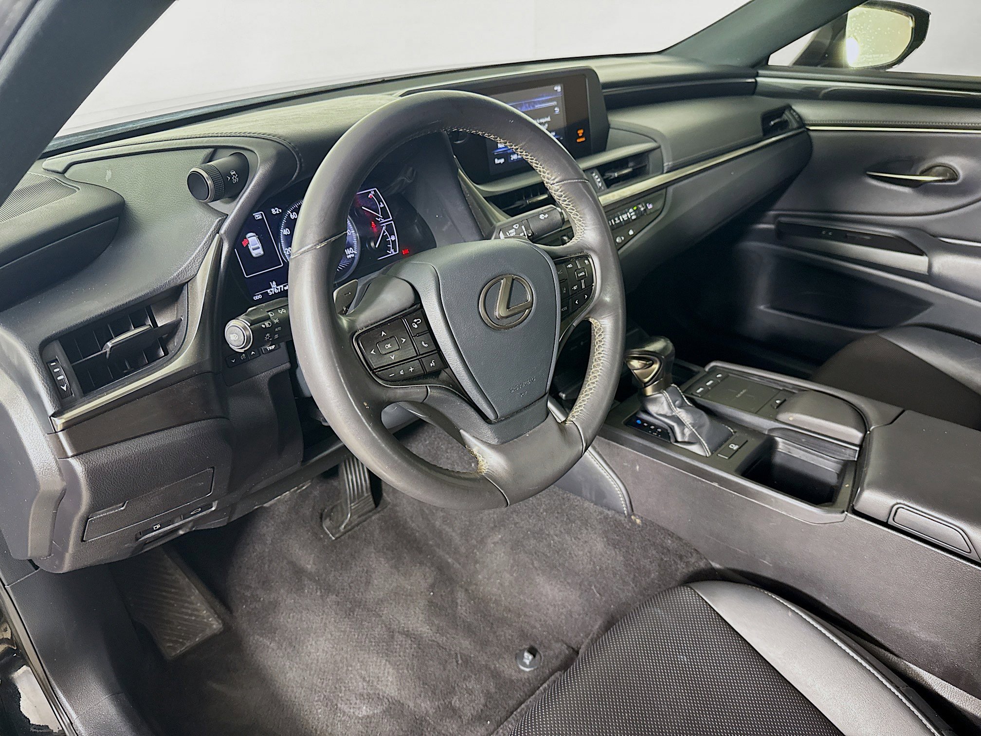 Used 2019 Lexus ES 350 image 8