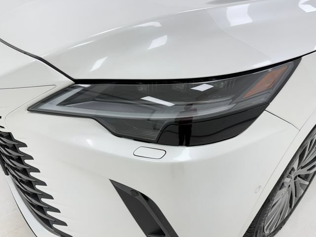 Used 2023 Lexus RX 350 FWD w/ Accessory Package image 6
