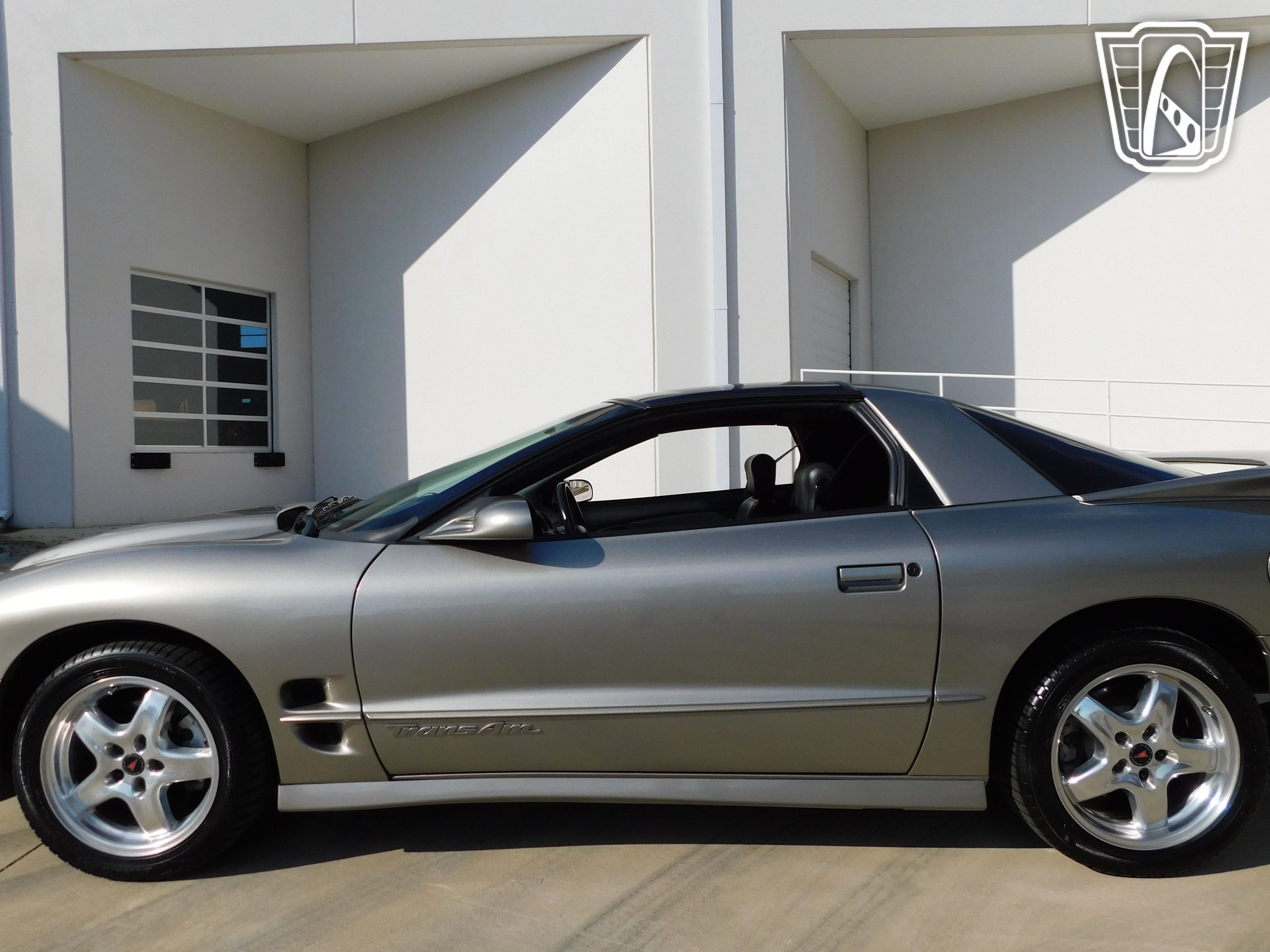 Used 2002 Pontiac Firebird Formula RWD image 13
