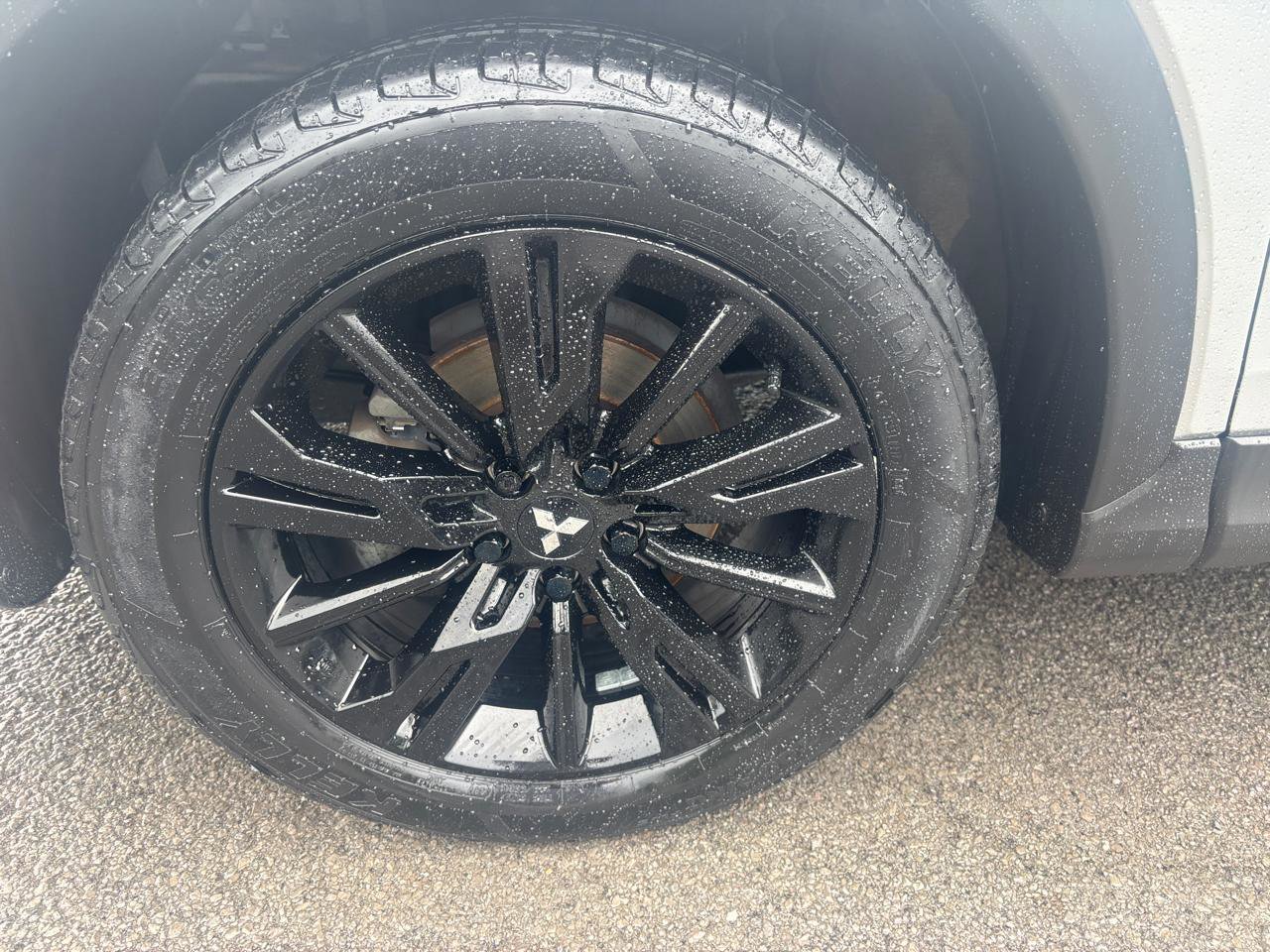 Used 2023 Mitsubishi Eclipse Cross LE AWD/4WD image 7