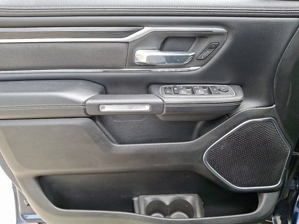 Used 2023 RAM 1500 Laramie AWD/4WD image 13