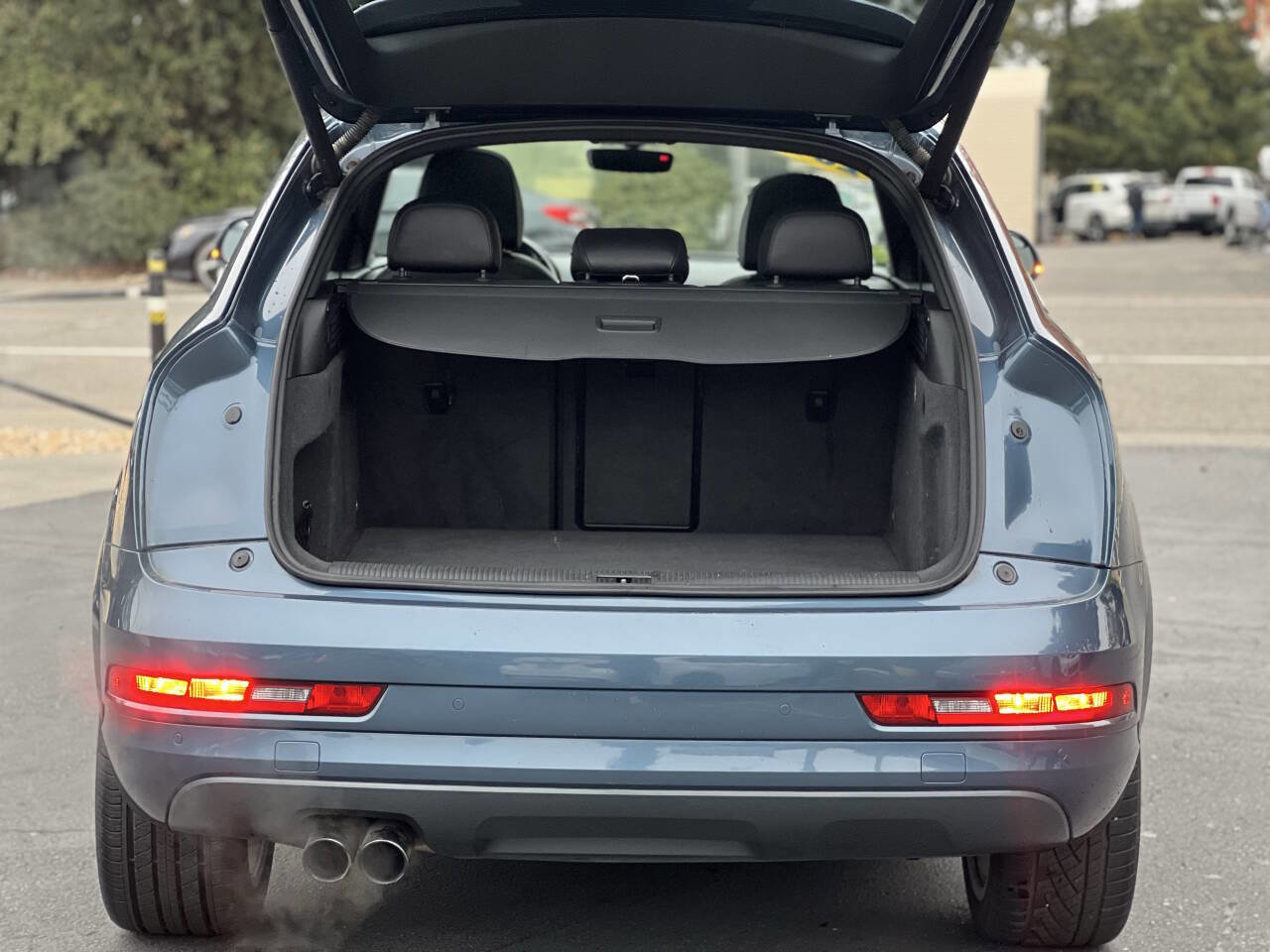 Used 2016 Audi Q3 2.0T Premium Plus w/ Sport Package image 5