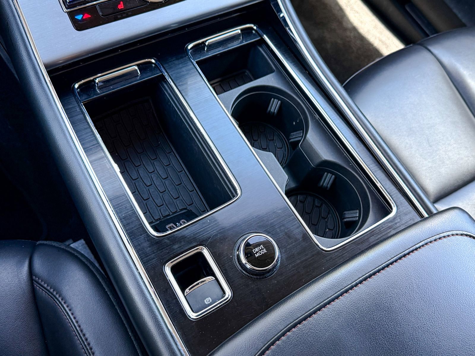 Certified 2022 Lincoln Aviator AWD w/ Elements Package image 30