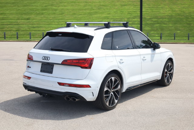 Used 2023 Audi SQ5 Prestige AWD/4WD image 6