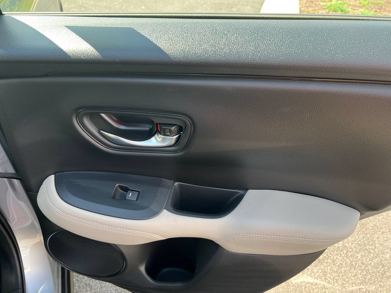 Used 2024 Honda HR-V LX image 18