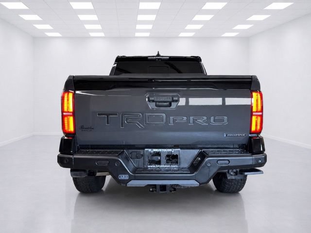 Used 2024 Toyota Tacoma TRD Pro AWD/4WD image 9