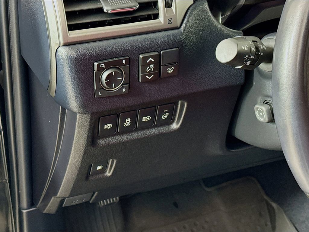 Certified 2023 Lexus GX 460 Premium w/ Premium Package image 10