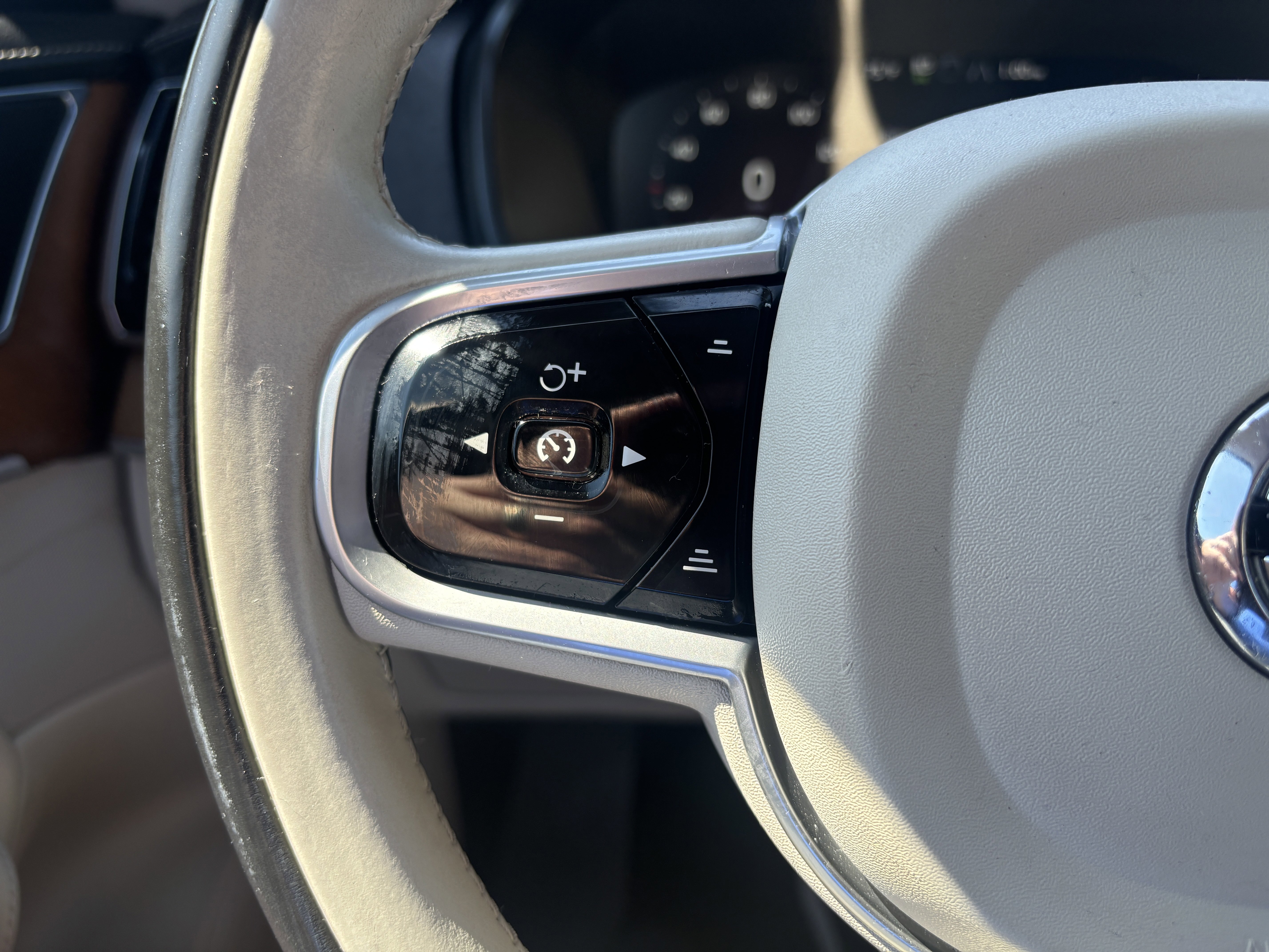 Used 2017 Volvo XC90 T6 Inscription image 20