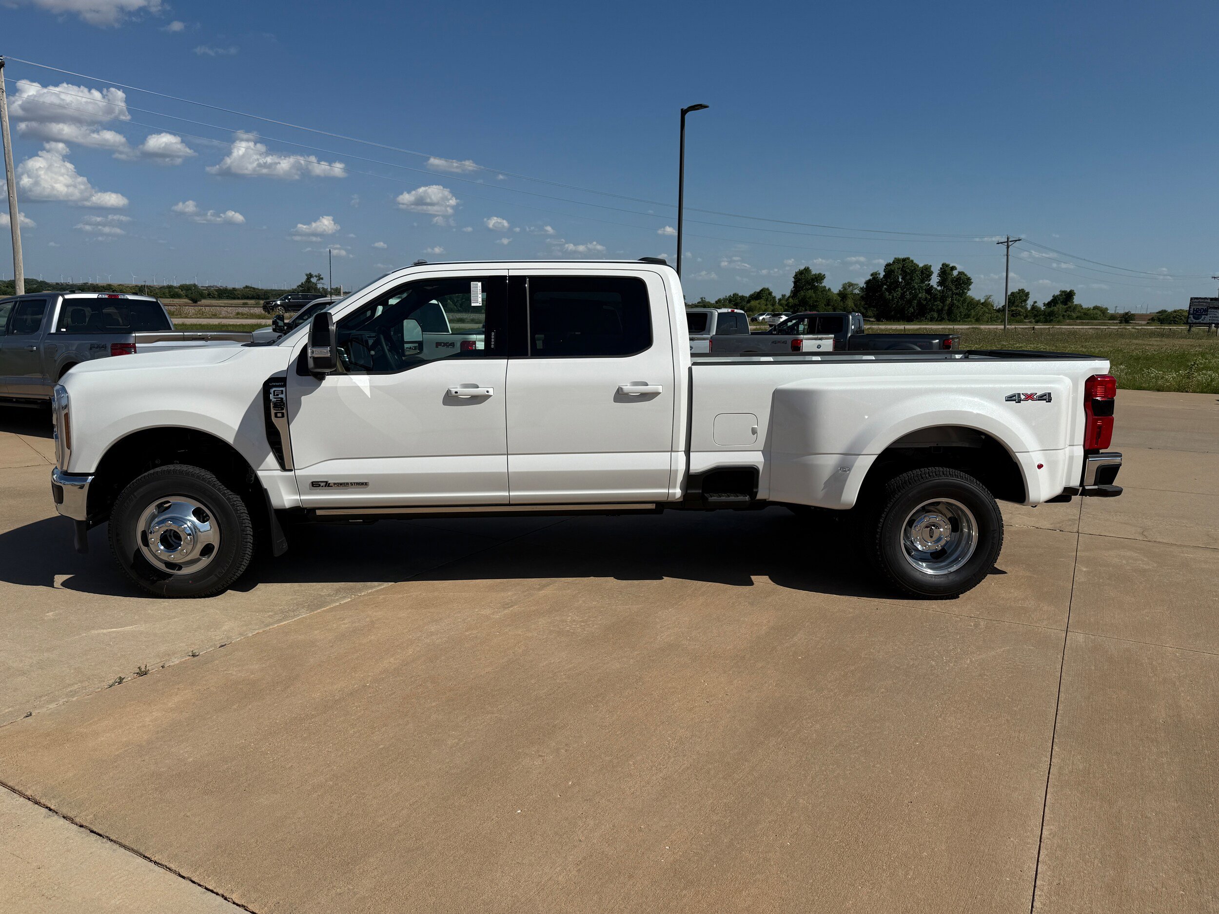 New 2026 Ford F350 Lariat w/ Lariat Ultimate Package AWD/4WD image 11