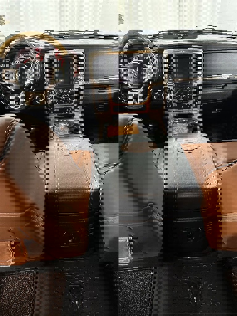 Used 2018 RAM 1500 Laramie Longhorn w/ Convenience Group image 26