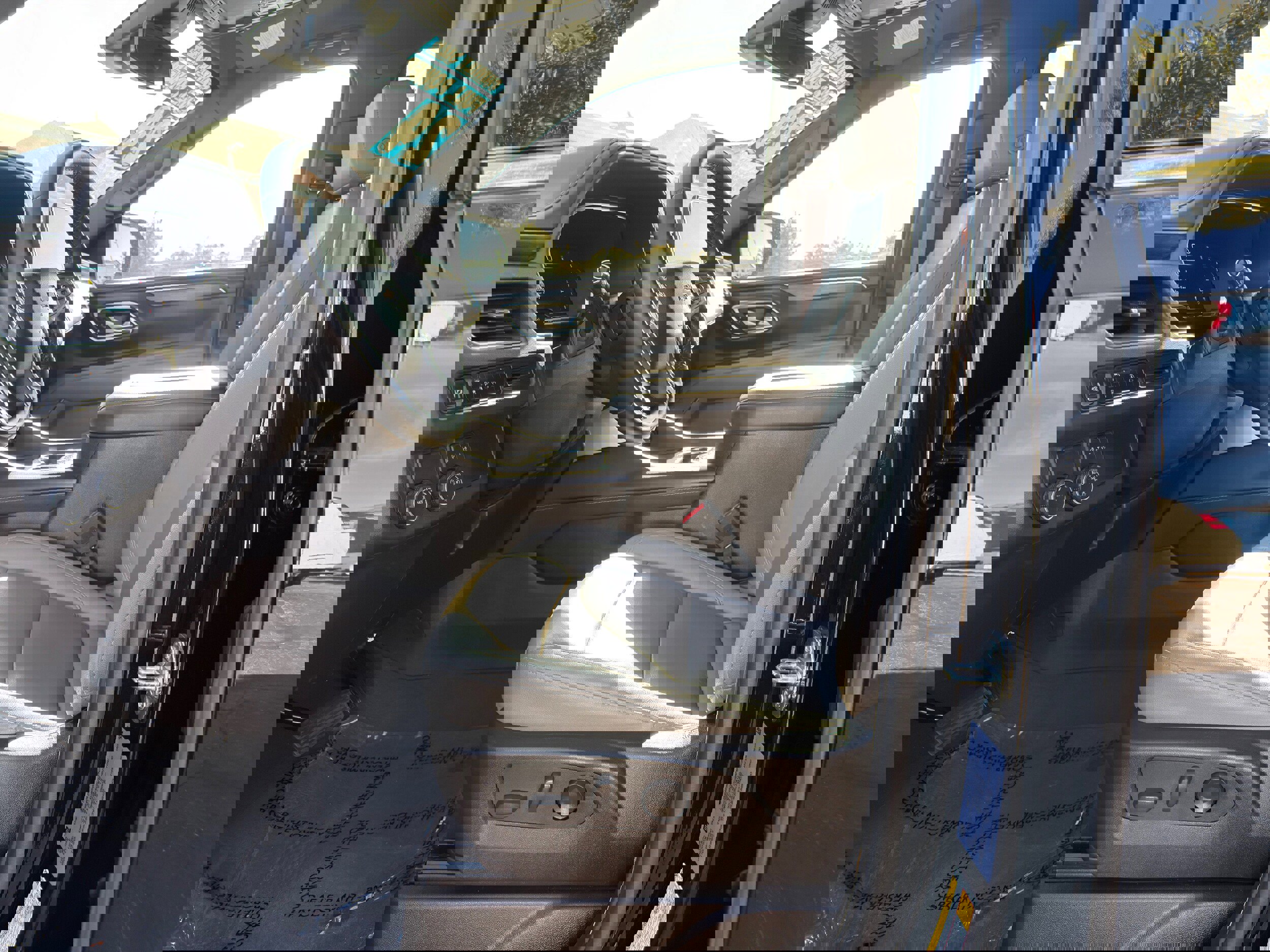 Used 2024 Chevrolet Tahoe LT image 24