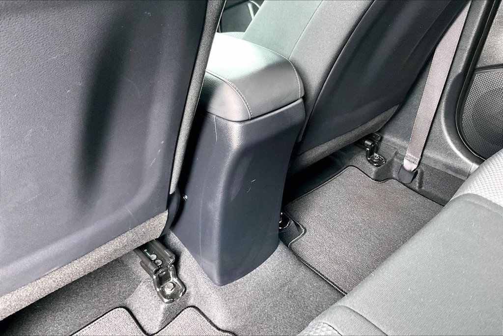 Used 2023 Kia Soul LX w/ Option Group 015 FWD image 10