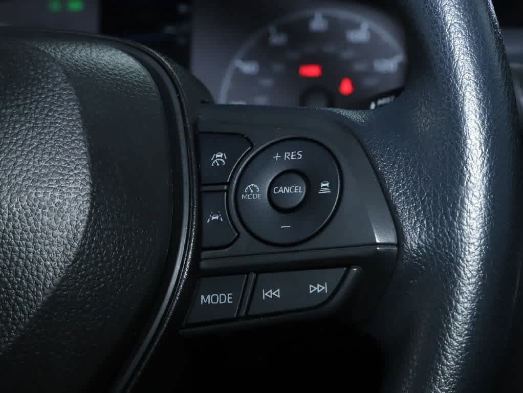 Certified 2025 Toyota Corolla LE FWD image 23