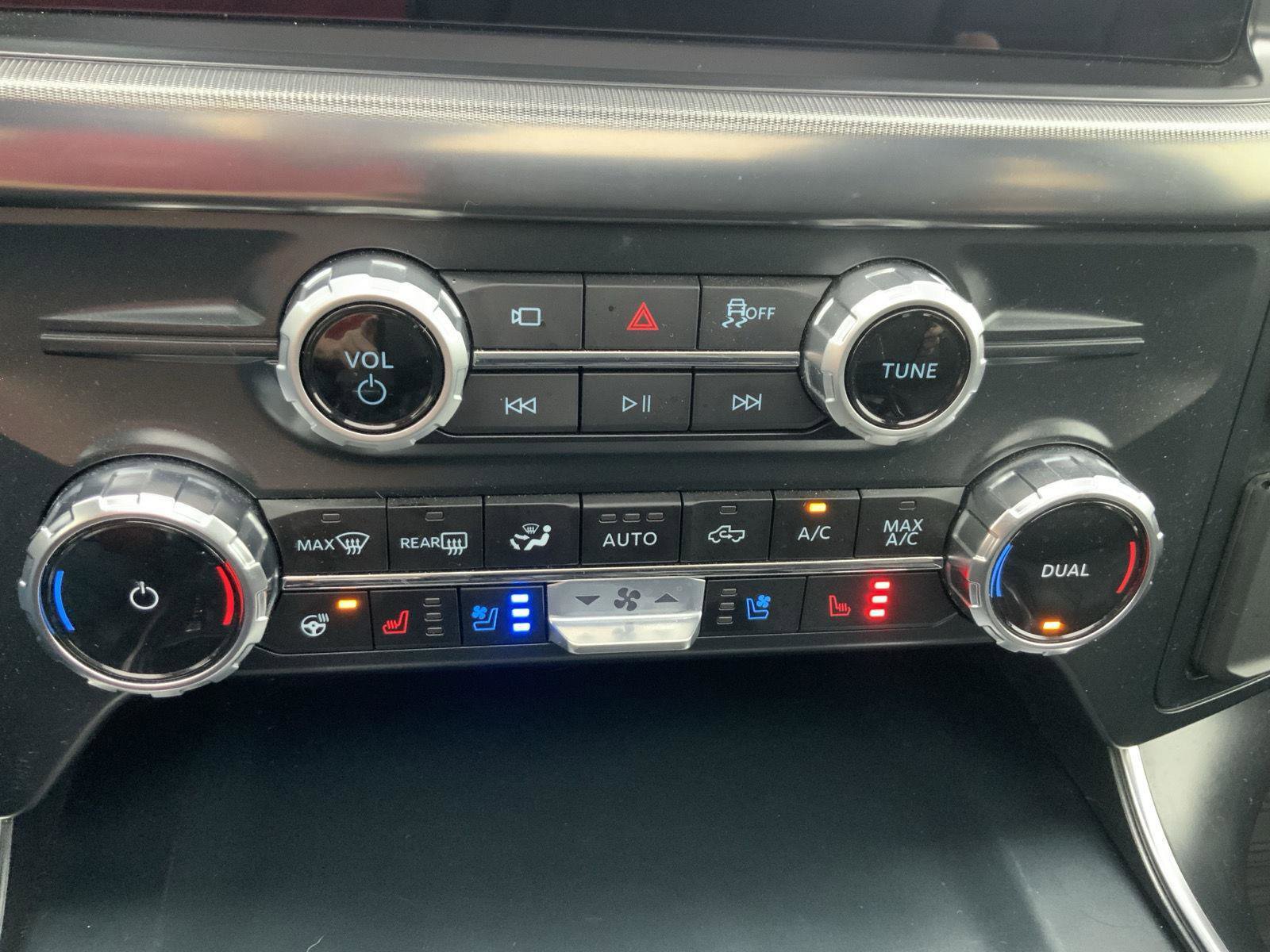 Used 2025 Ford F150 Raptor image 51