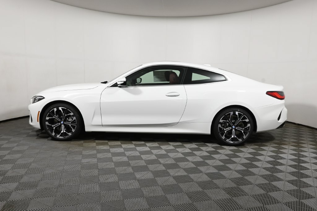 New 2027 BMW 430i Coupe w/ Premium Package AWD/4WD image 2