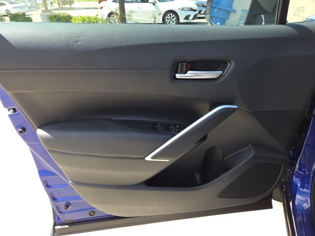 Used 2024 Toyota Corolla Cross AWD Hybrid w/ Convenience Package image 15