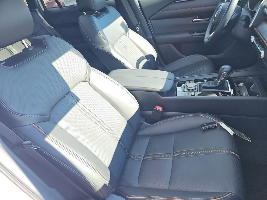Used 2025 MAZDA CX-50 AWD 2.5 S w/ Premium Plus Pkg image 15