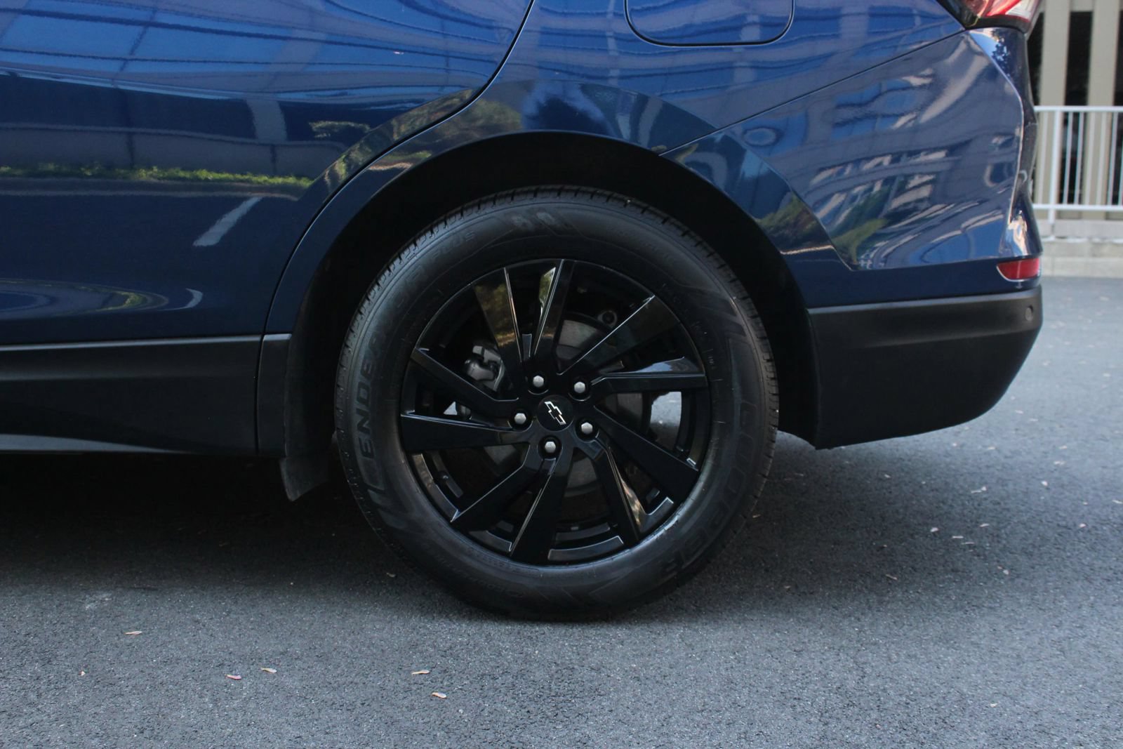 Used 2023 Chevrolet Equinox LS w/ LS Convenience Package FWD image 10