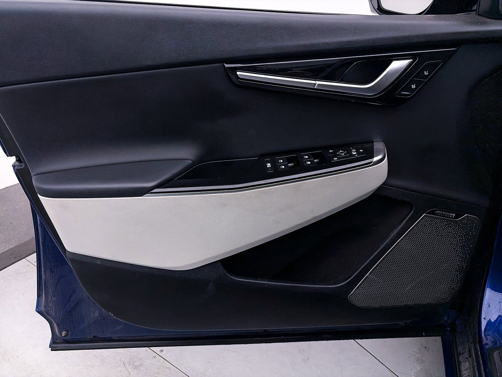 Used 2023 Kia EV6 GT-Line w/ GT-Line White Seat Package image 17