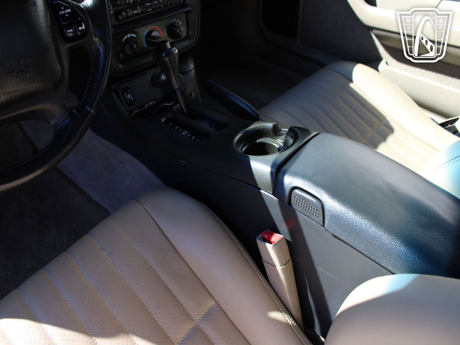 Used 2002 Chevrolet Camaro LT image 23