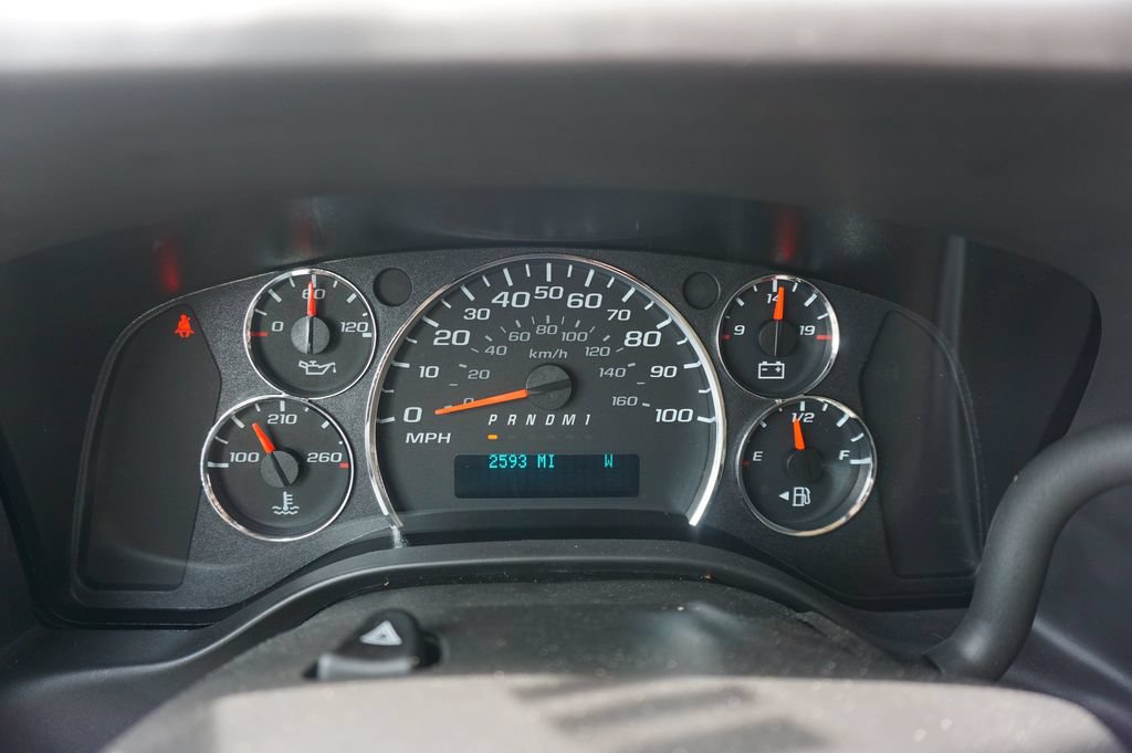 Used 2024 GMC Savana 3500 LS RWD image 7