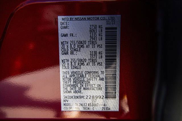 Used 2023 Nissan Pathfinder Platinum image 30