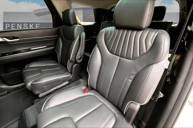 Used 2023 Hyundai Palisade Limited AWD/4WD image 26