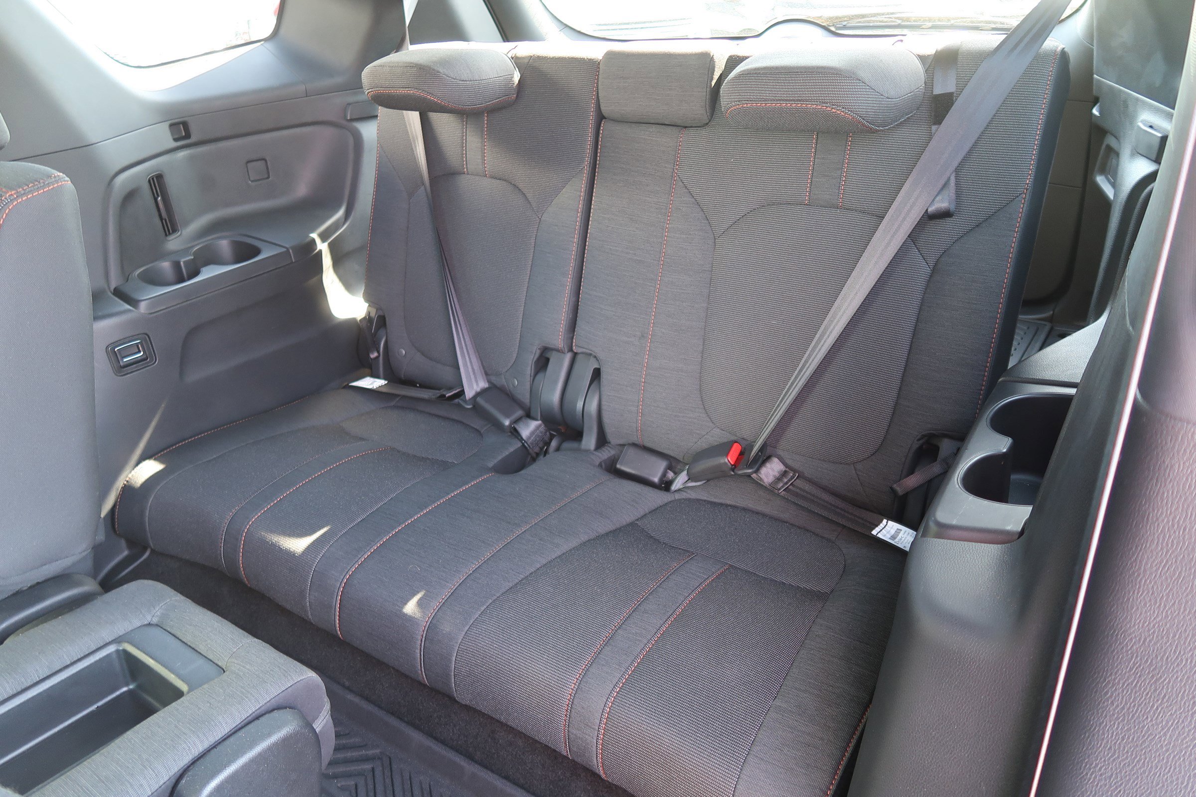 Used 2025 Honda Pilot Sport image 33