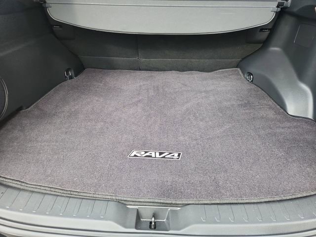 Used 2021 Toyota RAV4 XSE w/ Premium Package image 25
