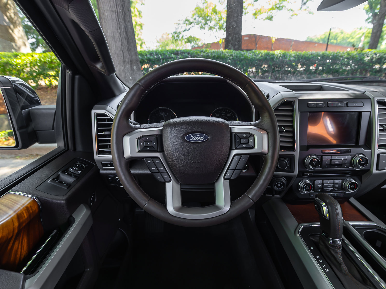 Used 2017 Ford F150 King Ranch w/ Equipment Group 601A Luxury AWD/4WD image 6