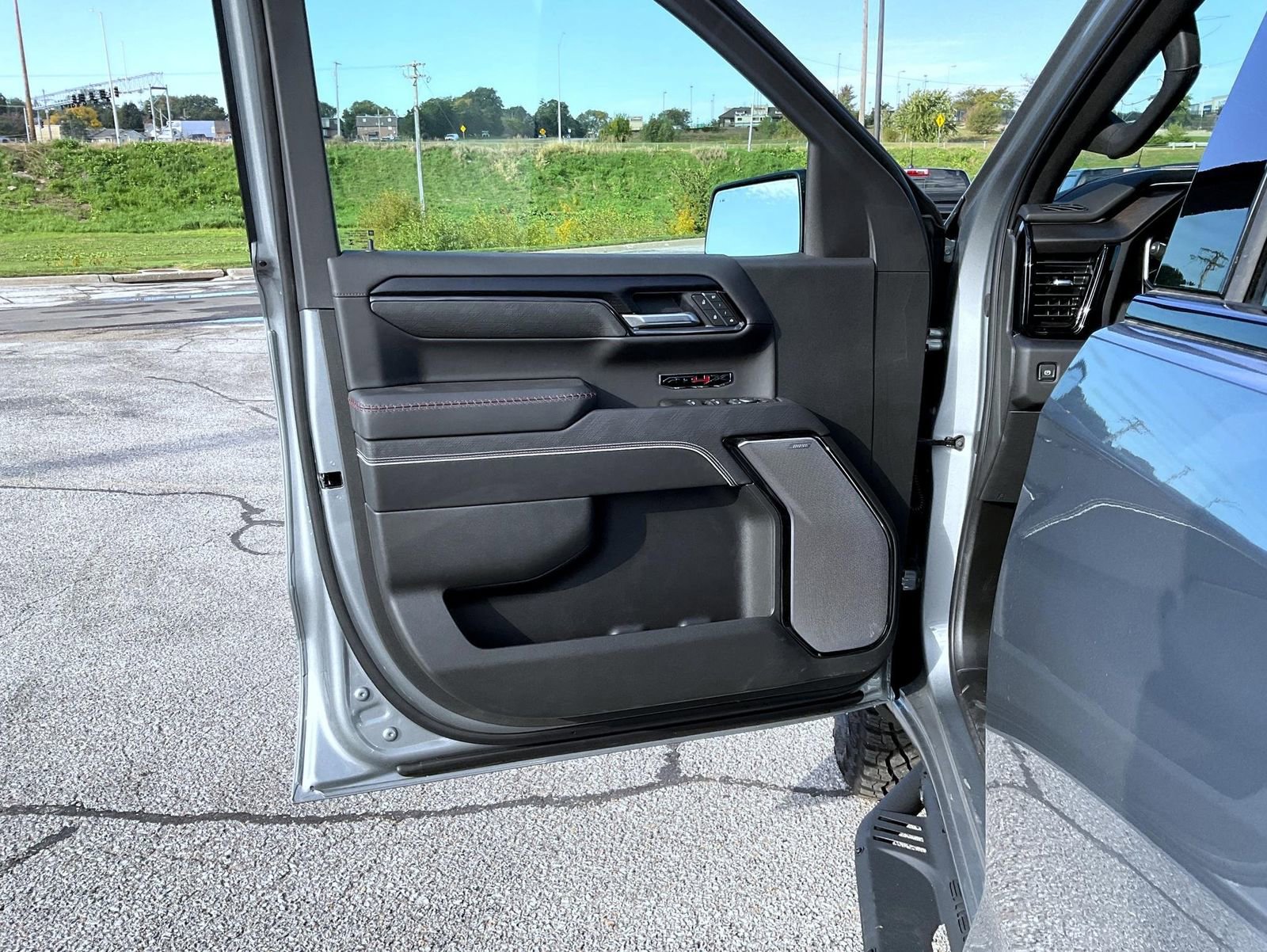 New 2026 GMC Sierra 1500 AT4X image 9